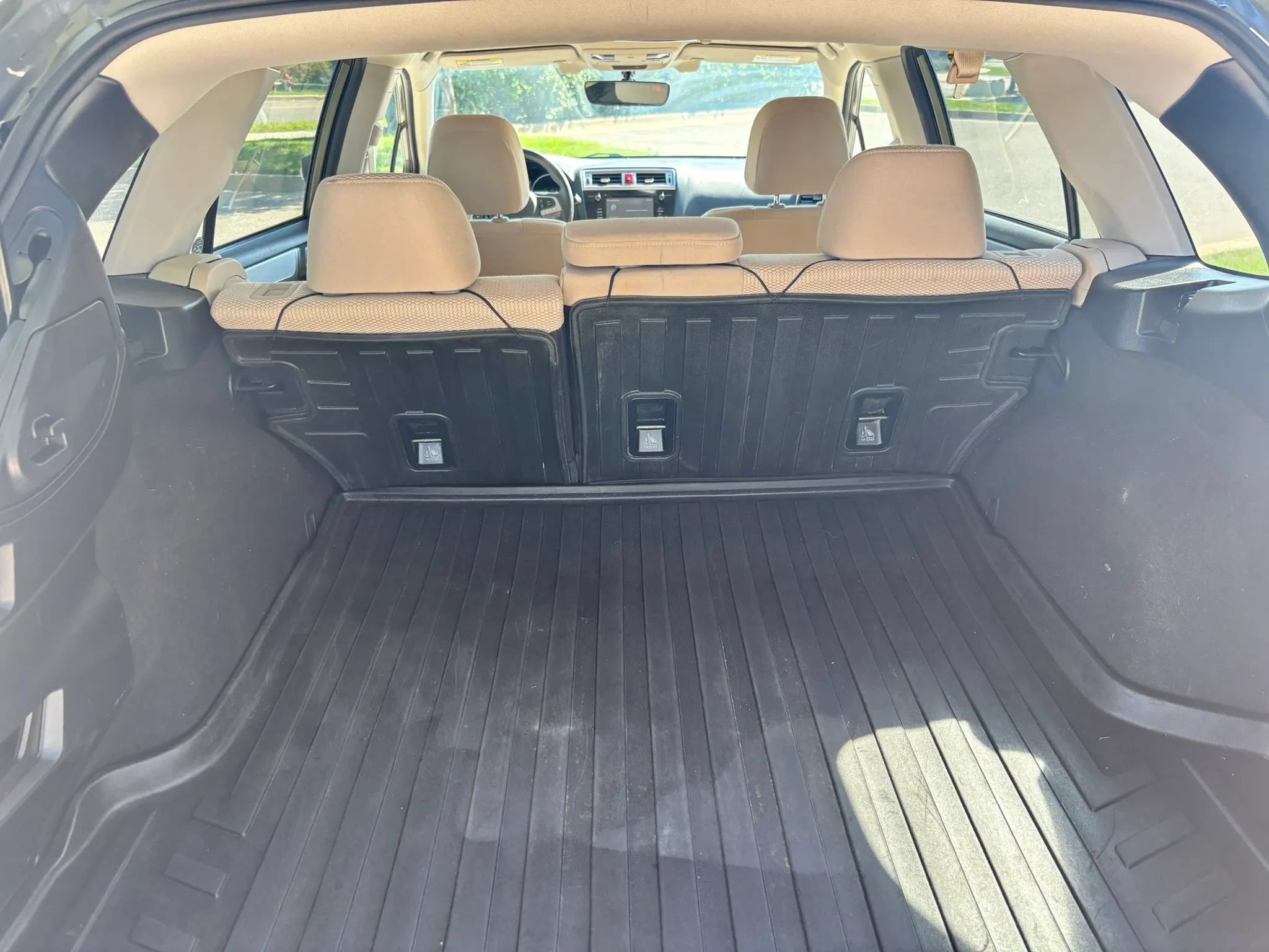 Used 2017 Subaru Outback 2.5i Premium AWD/4WD image 30