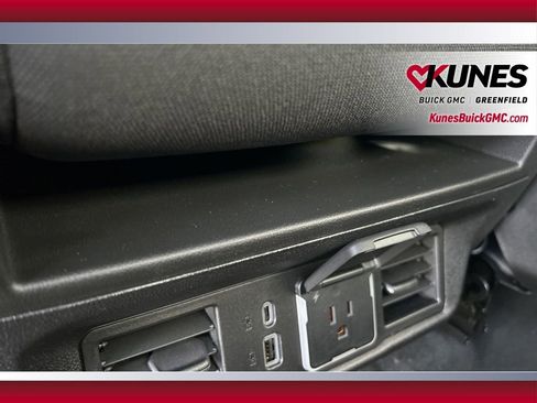 New 2026 GMC Sierra 2500 SLE image 32