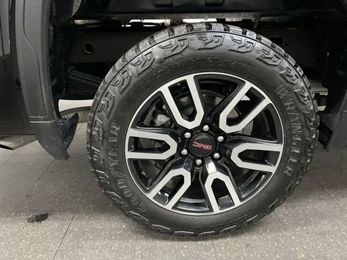 Certified 2025 GMC Sierra 1500 Pro w/ Pro Value Package AWD/4WD image 29