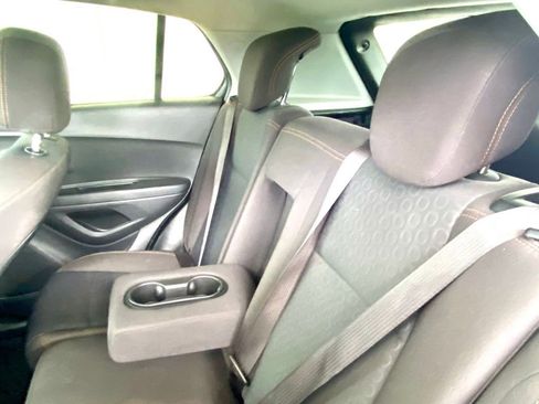 Used 2020 Chevrolet Trax LS w/ Tint and Cruise Package FWD image 14