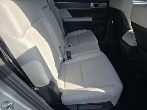 Used 2025 Hyundai Santa Fe SEL AWD/4WD image 29