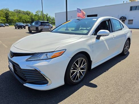 Used 2023 Toyota Camry XLE w/ Cold Weather Package AWD/4WD image 3