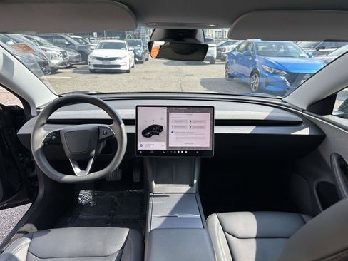 Used 2024 Tesla Model 3 Standard Range RWD image 21