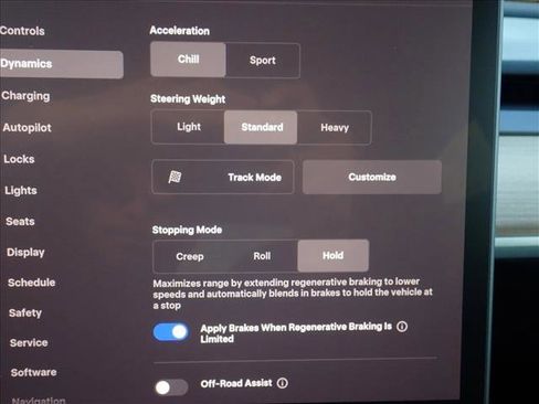 Used 2023 Tesla Model Y Performance image 23