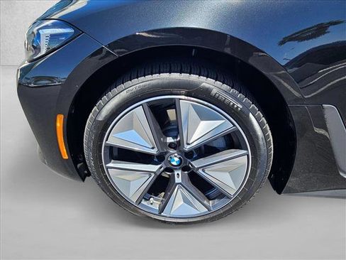 Used 2025 BMW i4 eDrive40 RWD image 24