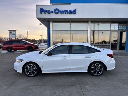 Certified 2026 Honda Civic Sport Touring image 8