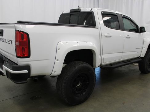 Used 2022 Chevrolet Colorado LT w/ LT Convenience Package AWD/4WD image 5