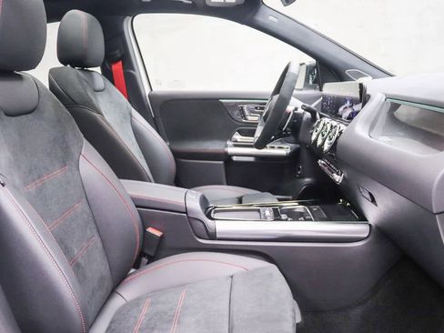 New 2025 Mercedes-Benz GLA 35 AMG AMG GLA 35 image 14