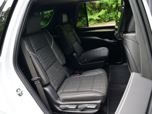 Used 2026 Cadillac Escalade Platinum Sport w/ LPO, ONYX Package AWD/4WD image 44
