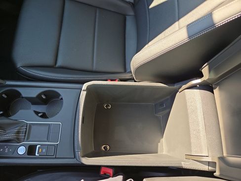 Used 2023 Volkswagen Atlas SE image 16