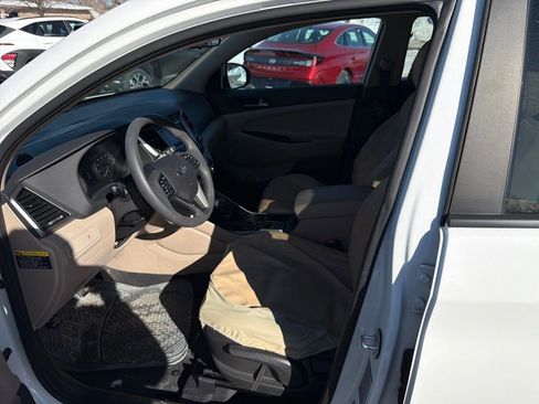 Used 2018 Hyundai Tucson SE w/ Cargo Package image 13