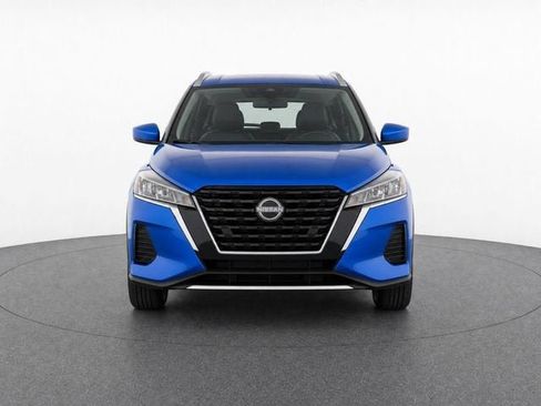 Used 2024 Nissan Kicks SV FWD image 5