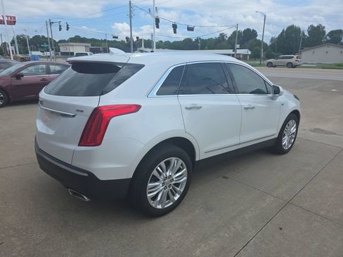 Used 2017 Cadillac XT5 Premium Luxury w/ Advanced Security Package FWD image 5