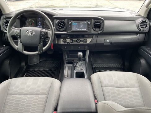 Used 2018 Toyota Tacoma SR w/ SR Convenience Package AWD/4WD image 21