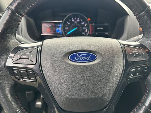 Used 2017 Ford Explorer Sport image 37