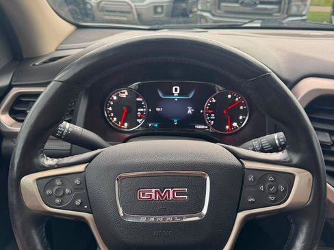 Used 2017 GMC Acadia Denali w/ Technology Package AWD/4WD image 11
