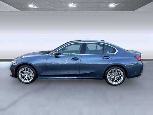Used 2025 BMW 330i Sedan RWD image 2