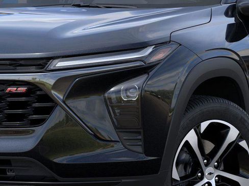 New 2026 Chevrolet Trax RS w/ Driver Confidence Package FWD image 10