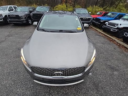 Used 2018 Kia Sorento SX image 13