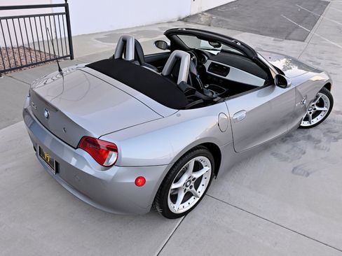 Used 2006 BMW Z4 3.0si RWD image 30