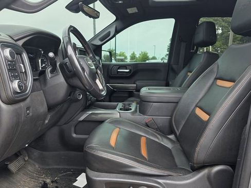 Used 2019 GMC Sierra 1500 AT4 w/ Off Road Performance Package AWD/4WD image 5