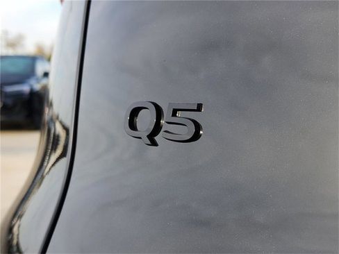 New 2025 Audi Q5 Premium Plus image 11