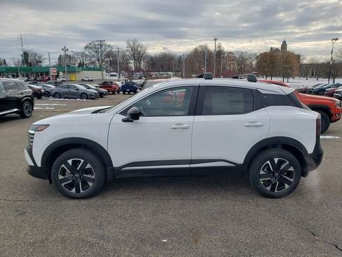 New 2026 Nissan Kicks SV w/ SV Premium Package image 3