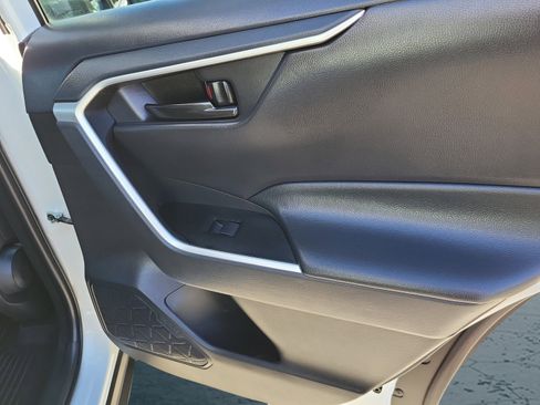 Used 2023 Toyota RAV4 LE image 18