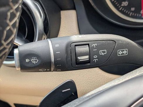 Used 2019 Mercedes-Benz GLA 250 image 6