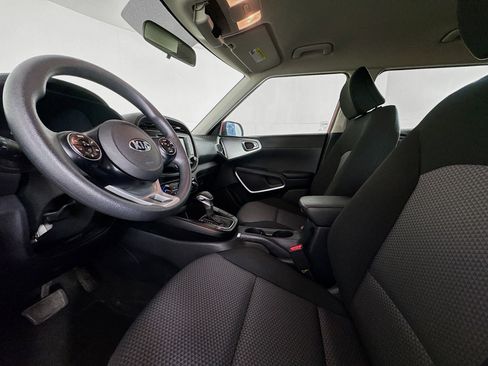 Used 2021 Kia Soul LX image 20