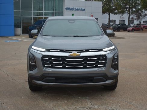 New 2026 Chevrolet Equinox LT w/ Convenience Package II image 2