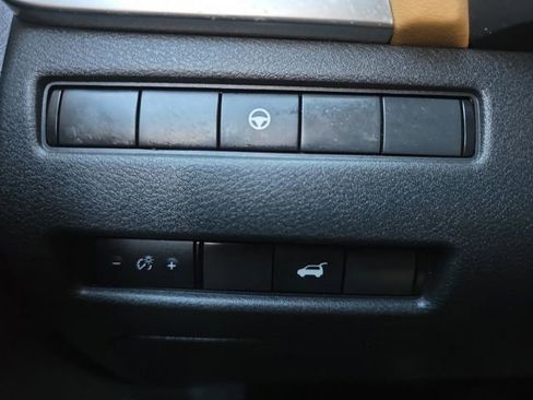 Certified 2023 Nissan Rogue Platinum image 10