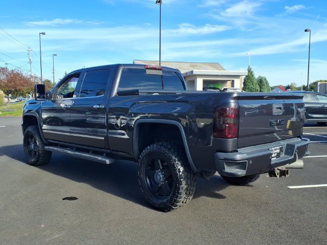 Used 2015 GMC Sierra 2500 Denali w/ Duramax Plus Package AWD/4WD image 4