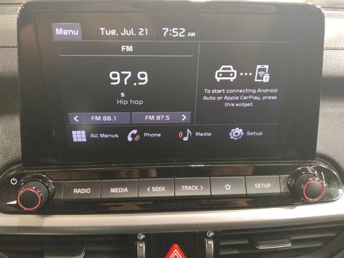 Used 2023 Kia Forte LXS FWD image 25