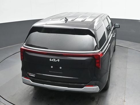 Used 2026 Kia Carnival FWD image 32