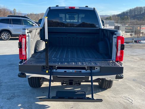 New 2026 Ford F350 Lariat w/ Lariat Ultimate Package image 4