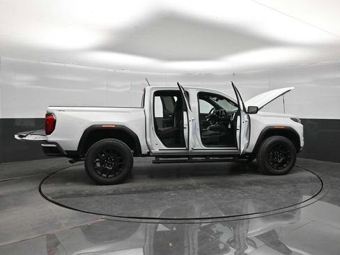New 2026 GMC Canyon Elevation w/ Convenience Package AWD/4WD image 42