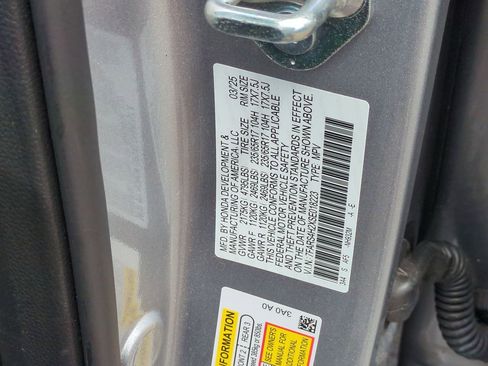 Used 2025 Honda CR-V LX image 32
