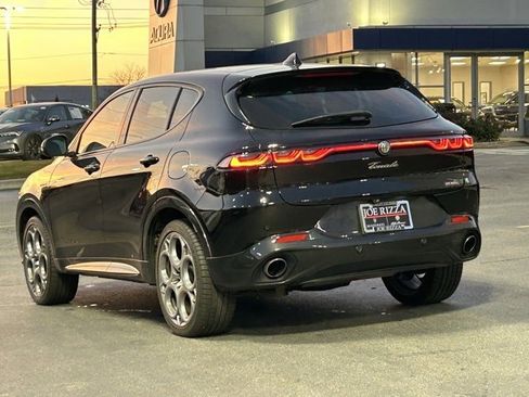 Used 2024 Alfa Romeo Tonale Veloce image 4