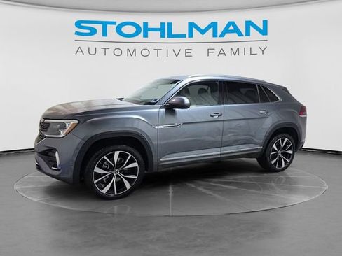 Certified 2024 Volkswagen Atlas Cross Sport SEL Premium R-Line AWD/4WD image 3