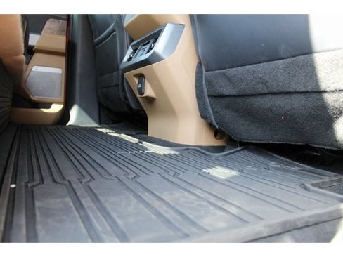 Used 2025 Ford F250 Lariat w/ Lariat Ultimate Package AWD/4WD image 24