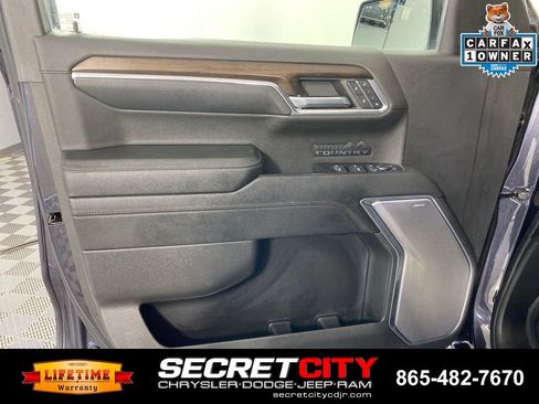 Used 2024 Chevrolet Silverado 1500 High Country w/ High Country Premium Package AWD/4WD image 12