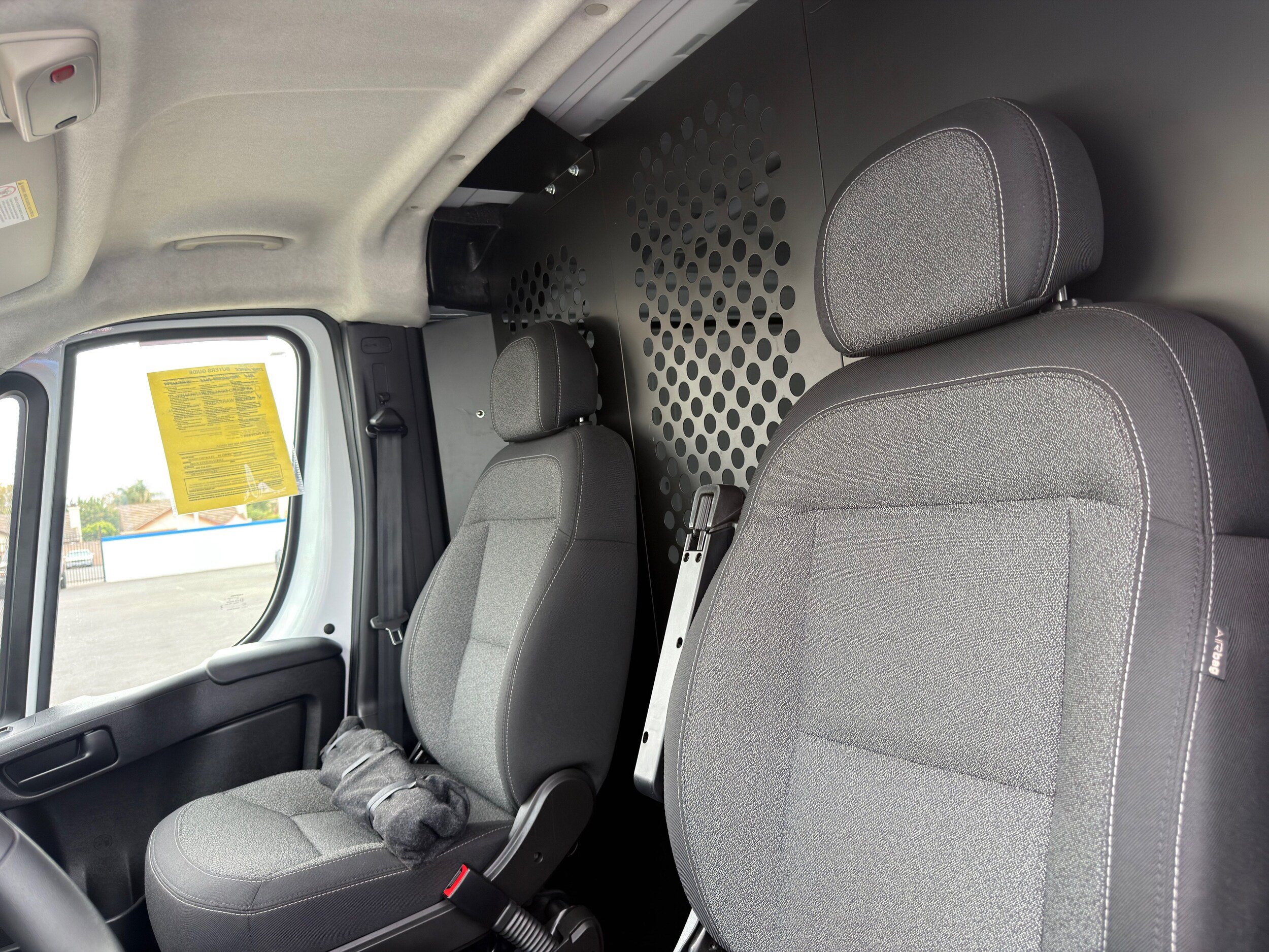Used 2025 RAM ProMaster 2500 w/ U-Haul Equipment Group FWD image 26