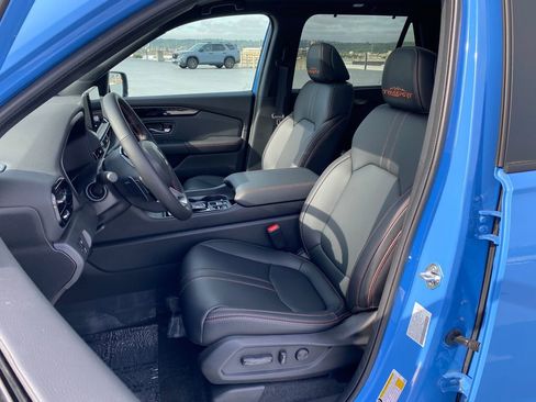 New 2025 Honda Pilot TrailSport image 21