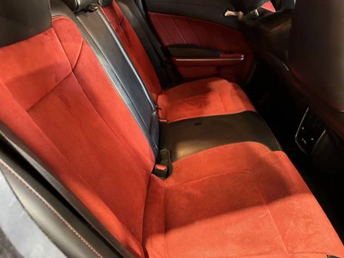 Used 2022 Dodge Charger Scat Pack RWD image 8