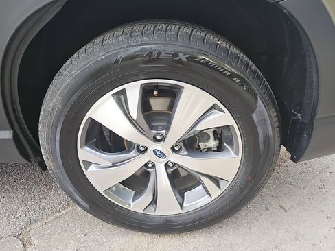 Used 2025 Subaru Ascent Premium AWD/4WD image 32