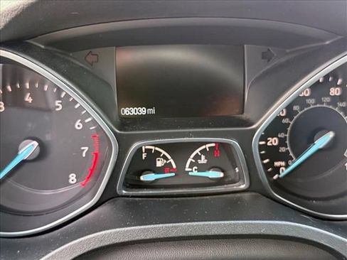 Used 2018 Ford Escape SEL AWD/4WD image 3