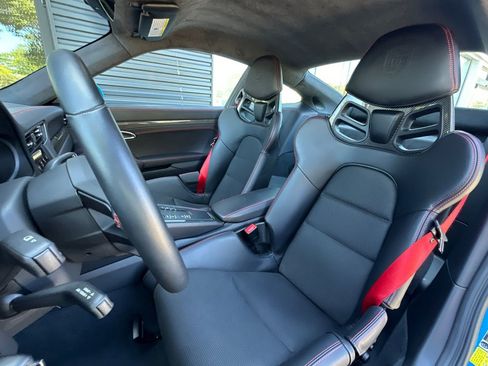 Certified 2018 Porsche 911 GT3 RWD image 5