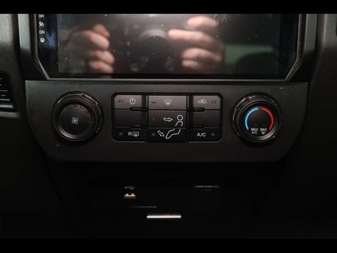 Used 2017 Ford F250 XL w/ STX Appearance Package AWD/4WD image 24