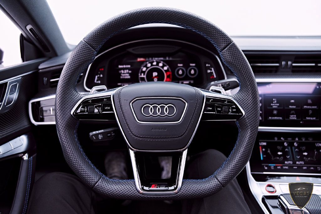Used 2025 Audi RS 7 Performance AWD/4WD image 72